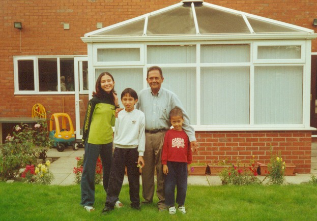 siblings; Actual size=240 pixels wide